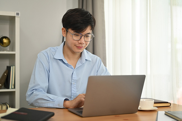 Tuyển dụng kiểm duyệt nội dung